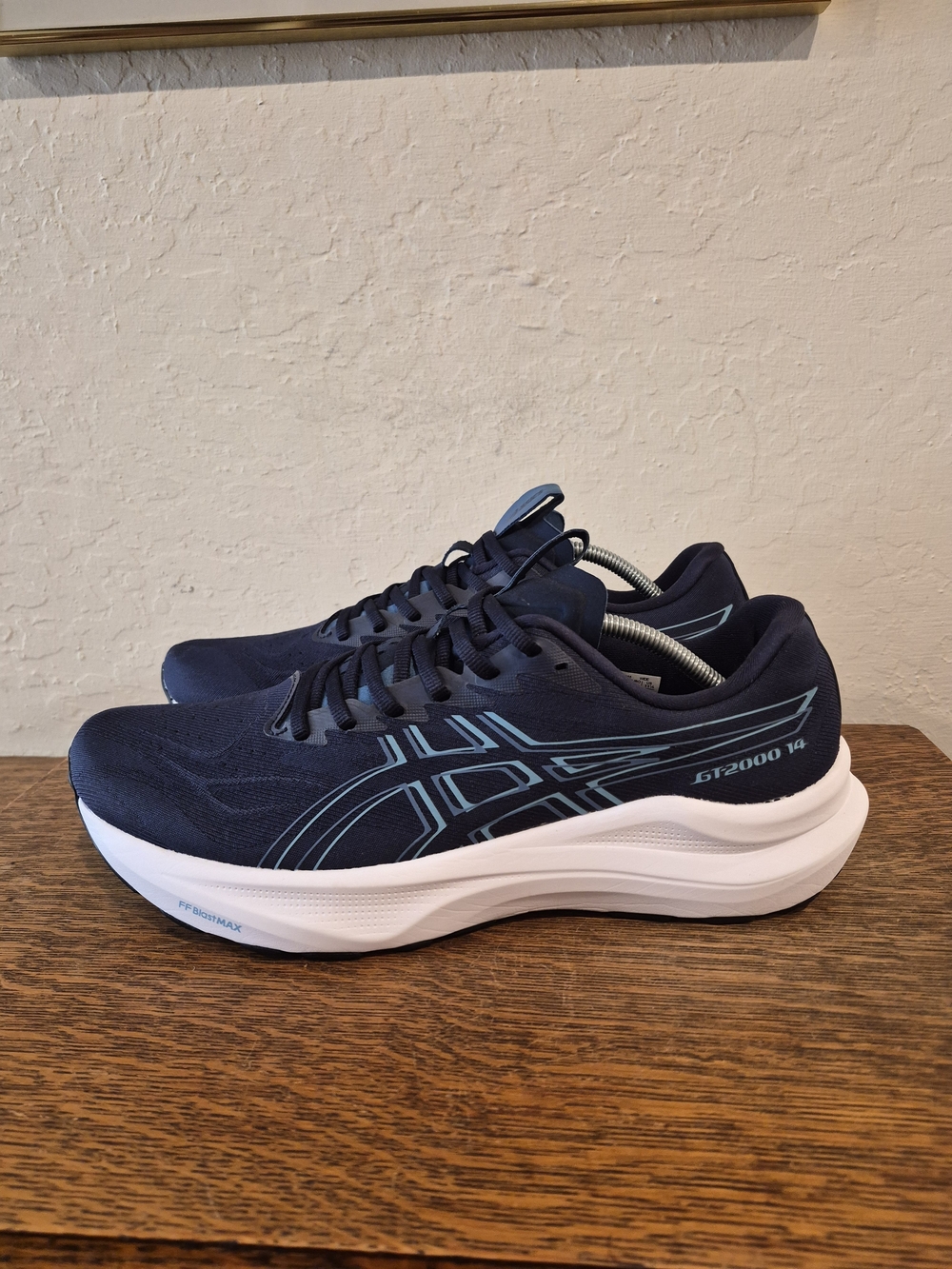 Asics GT-2000 14 "Midnight/Stillwater" Running Shoes 
Men's Size US 11.5 Wide